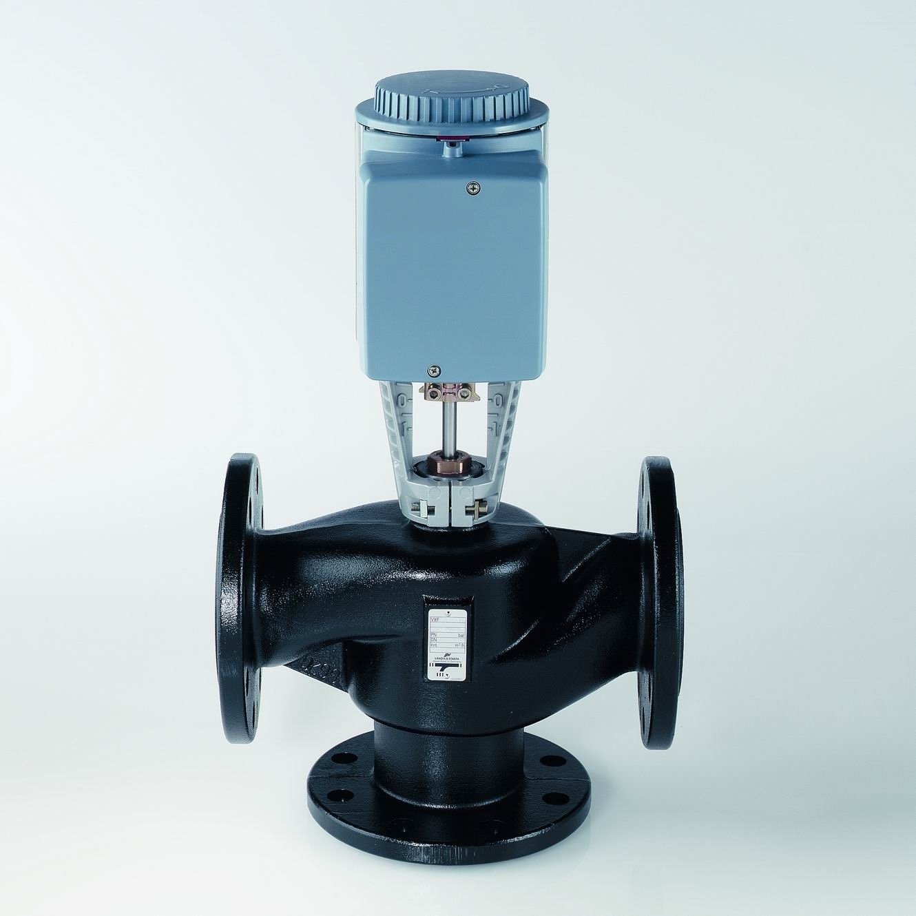 25進口電子式電動三通調節(jié)閥.jpg 25進口電子式電動三通調節(jié)閥.jpg